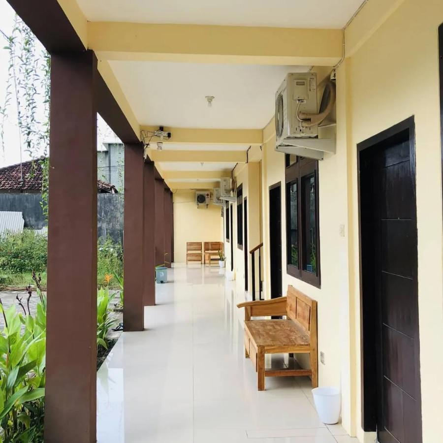 Calliandra Homestay Banyuwangi  Bagian luar foto